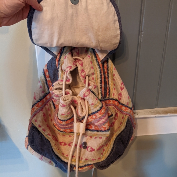 Boho embroidered backpack with denim details and drawstring - Picture 3 of 8